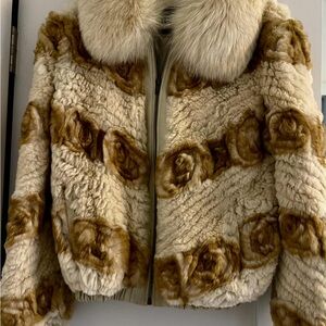 Luxurious Faux Fur Jacket in Cream and Brown